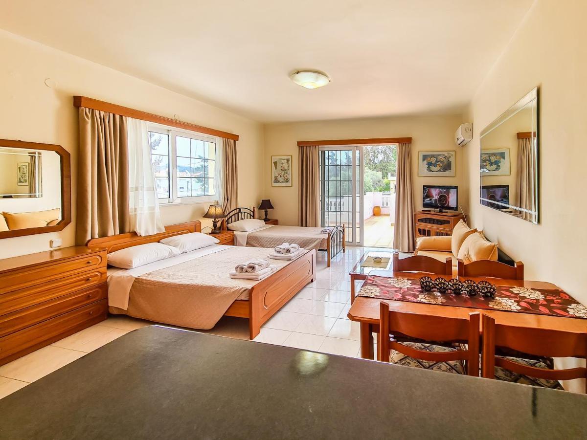 Colonial Studio/Apartment Фалираки Экстерьер фото