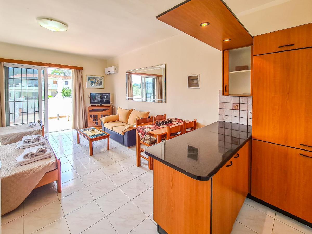 Colonial Studio/Apartment Фалираки Экстерьер фото